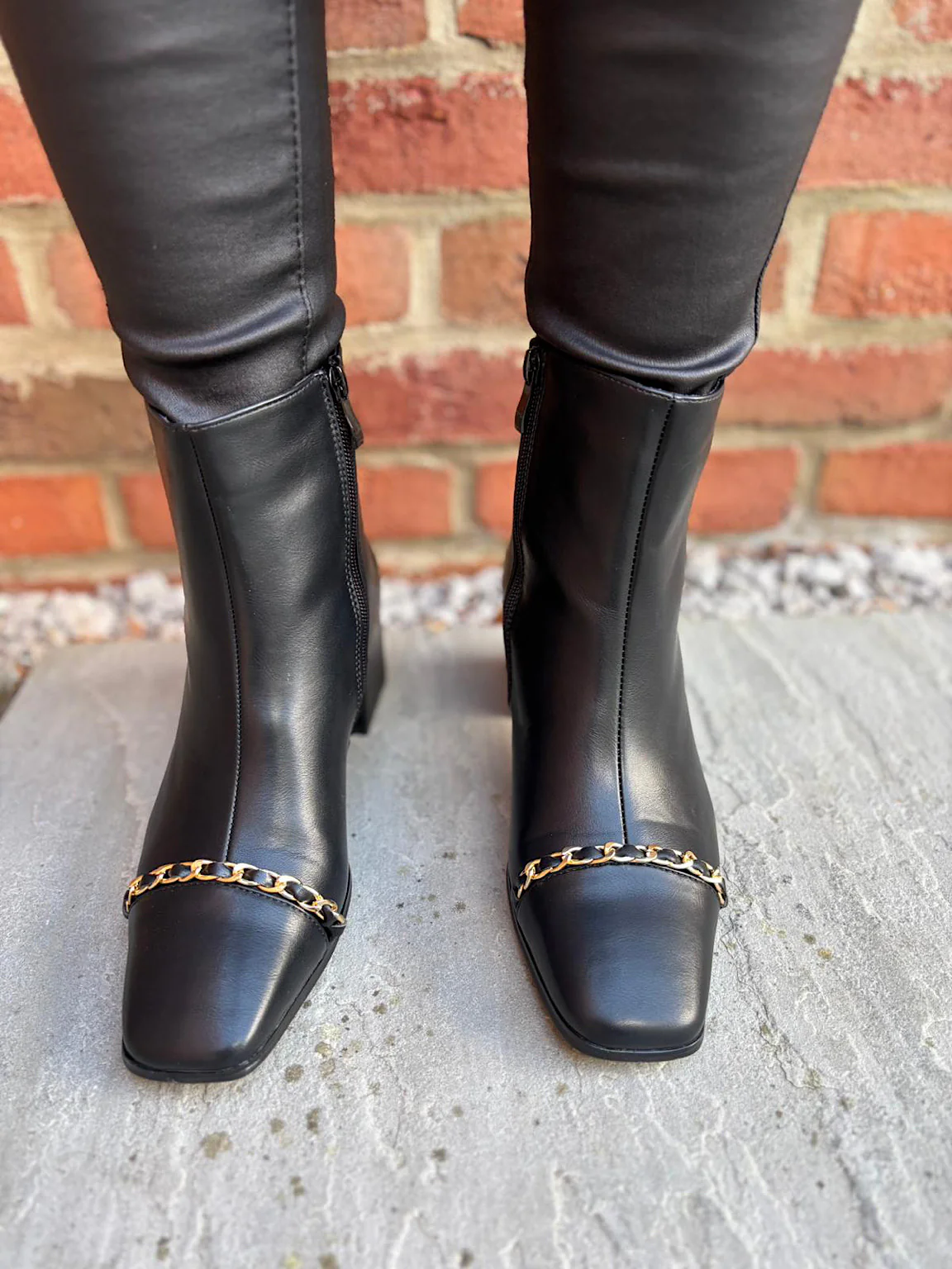 Black Chain Front Block Heel Boots - Image 3
