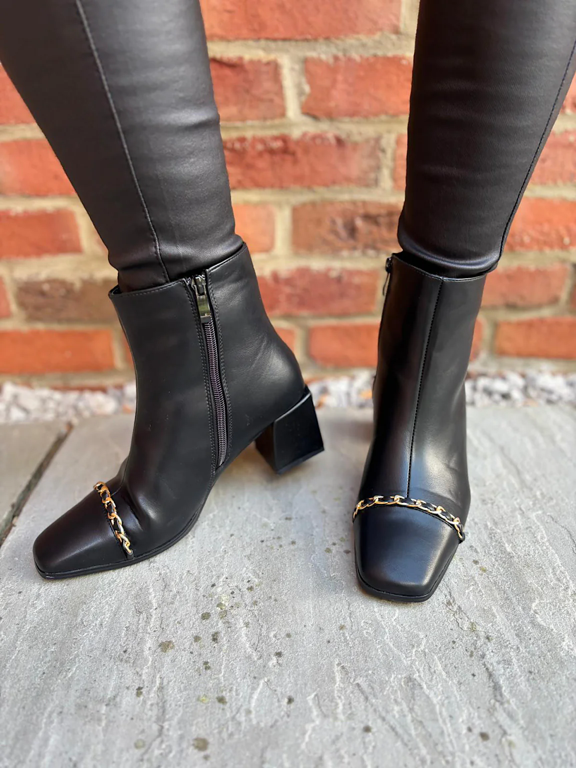 Black Chain Front Block Heel Boots - Image 4